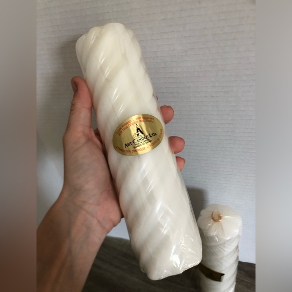Vtg White Spiral Pillar Candles - Picture 2 of 12